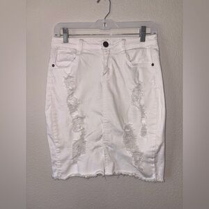 White Distressed Denim Skirt Women’s Medium Raw Hem Stretch Jean Skirt